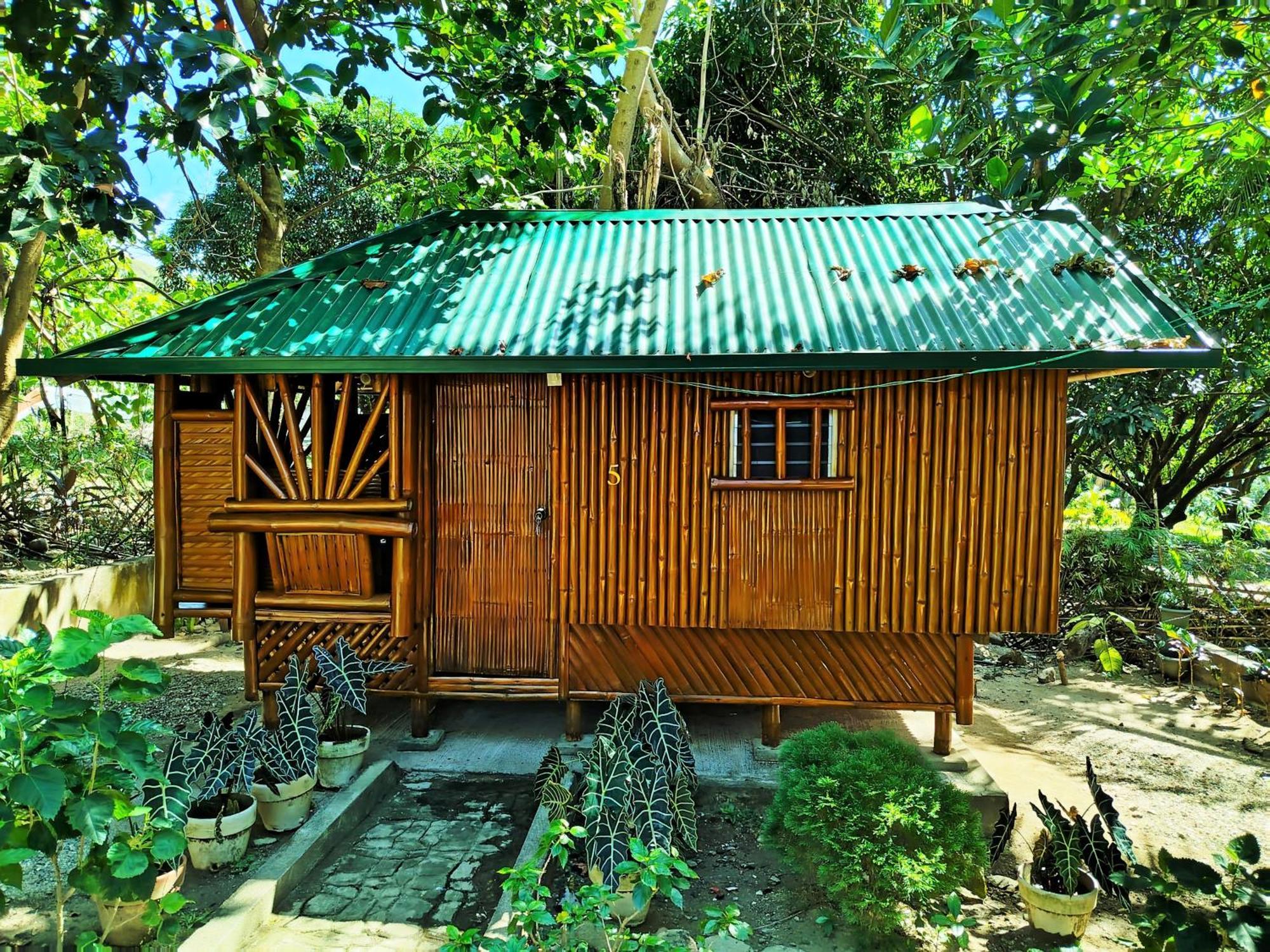 Rea'S Bamboo Resort Gabaldon Quarto foto