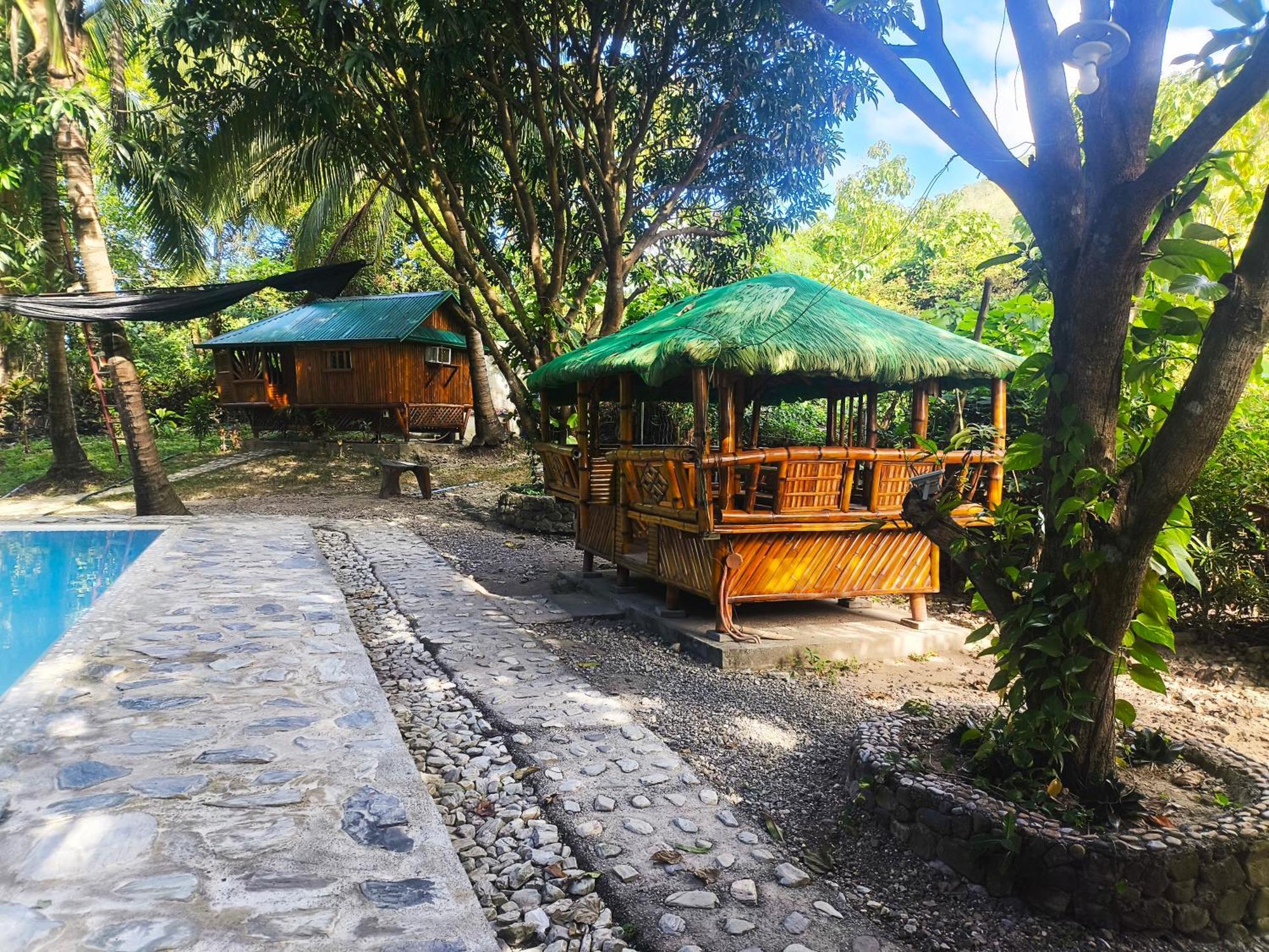 Rea'S Bamboo Resort Gabaldon Exterior foto
